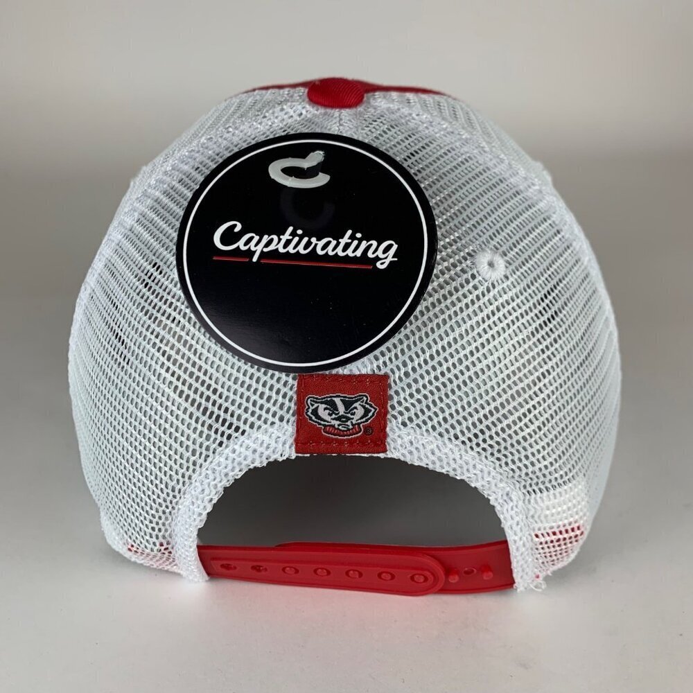 Wisconsin Badgers NCAA Captivating Relaxed Fit Snapback Trucker Hat New - Picture 3 of 5